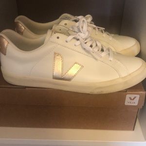Veja tennis shoes